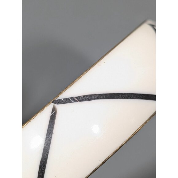 Vintage Brass Black White Zig Zag Inlay Bangle Bracelet Tribal Boho 8 in - Picture 6 of 11